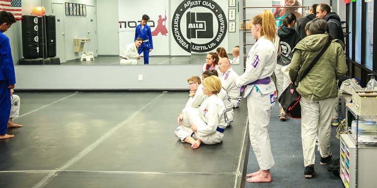 adult brazilian jiu jitsu training