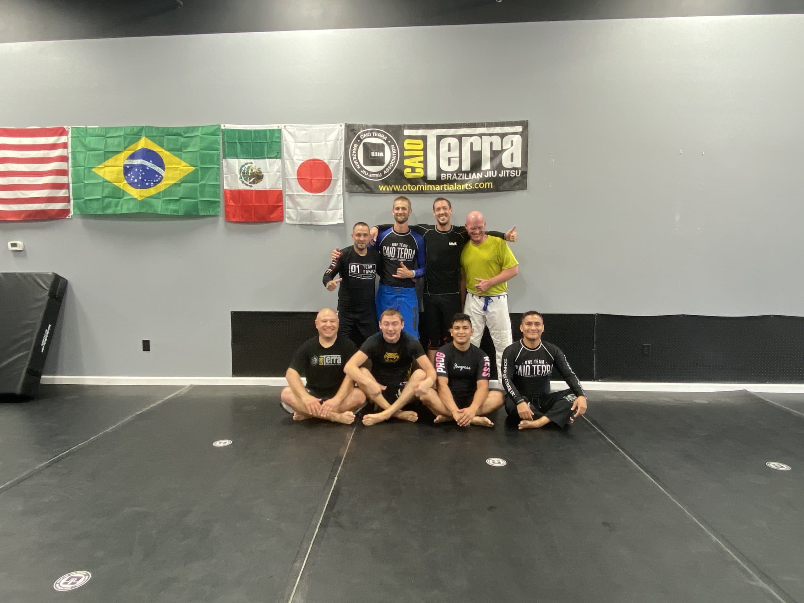 men at otomi martial arts