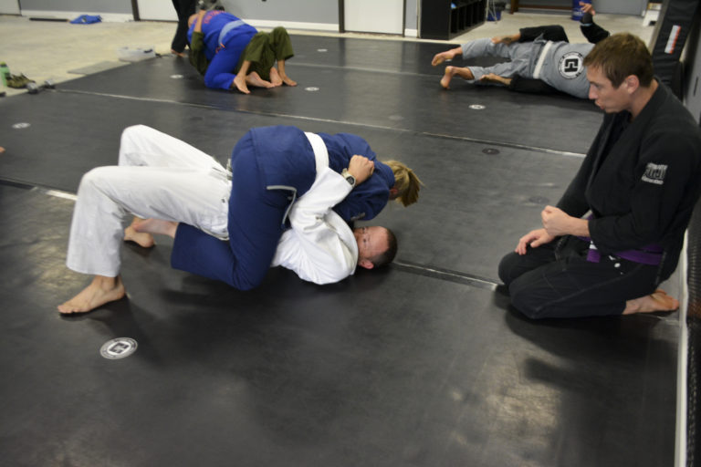 mount half guard top jiu jitsu